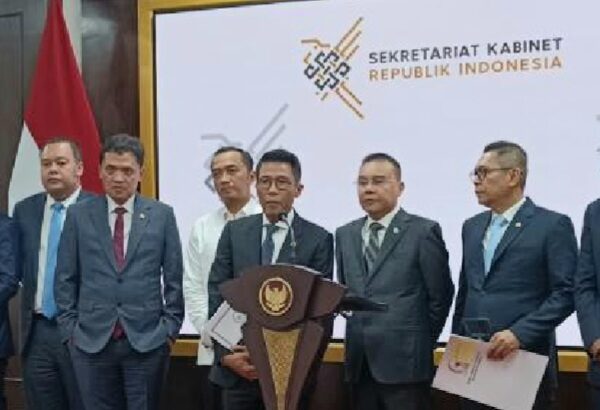DPR Tegaskan Kenaikan PPN 12% Hanya untuk Barang Mewah, Barang Pokok Tetap di 11%