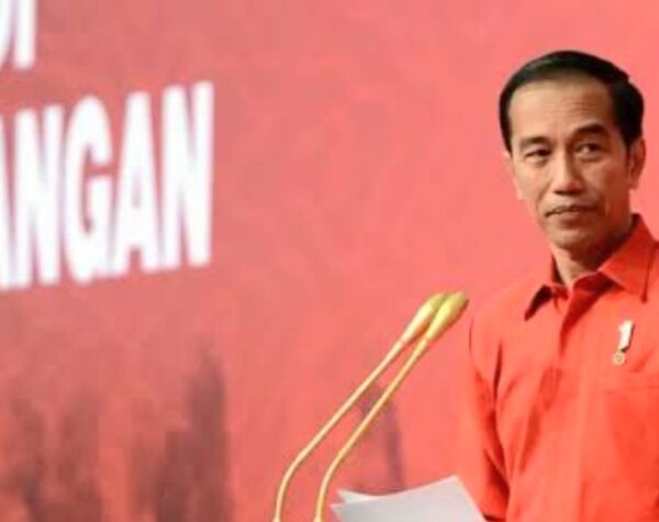 Resmi Dipecat PDIP, Jokowi Tegaskan Tak Akan Membela Diri dan Apa Langkah Politik Berikutnya?