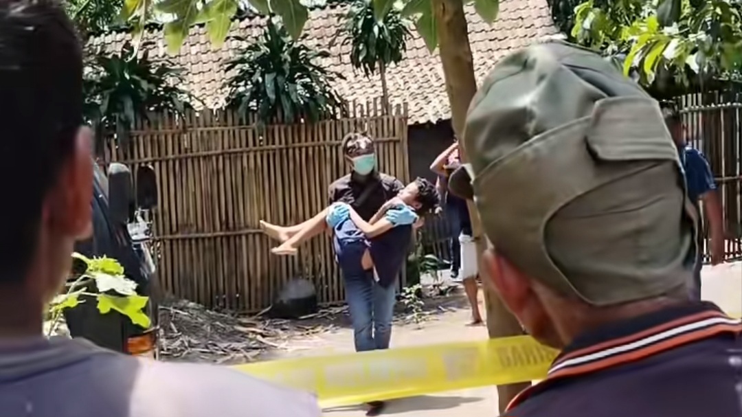 SmartSelect 20241207 064604 TikTok