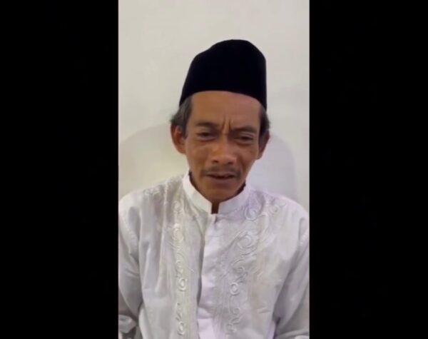 Viral Video Sonhaji Nangis, Minta Prabowo Tolak Pengunduran Diri Gus Miftah
