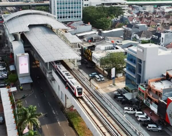 LRT Uji Coba Gerbong Kereta Khusus Wanita Mulai 16 Desember 2024