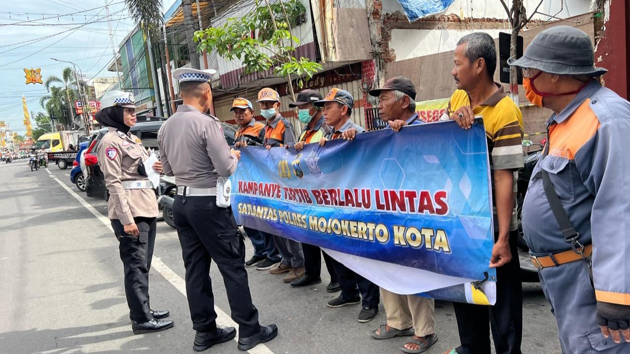 40070CAC F89B 400F B609 482A4E84CDDC