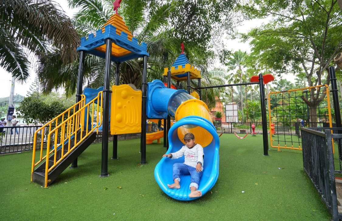 98a4a62ef00692e209833641bb5578d5