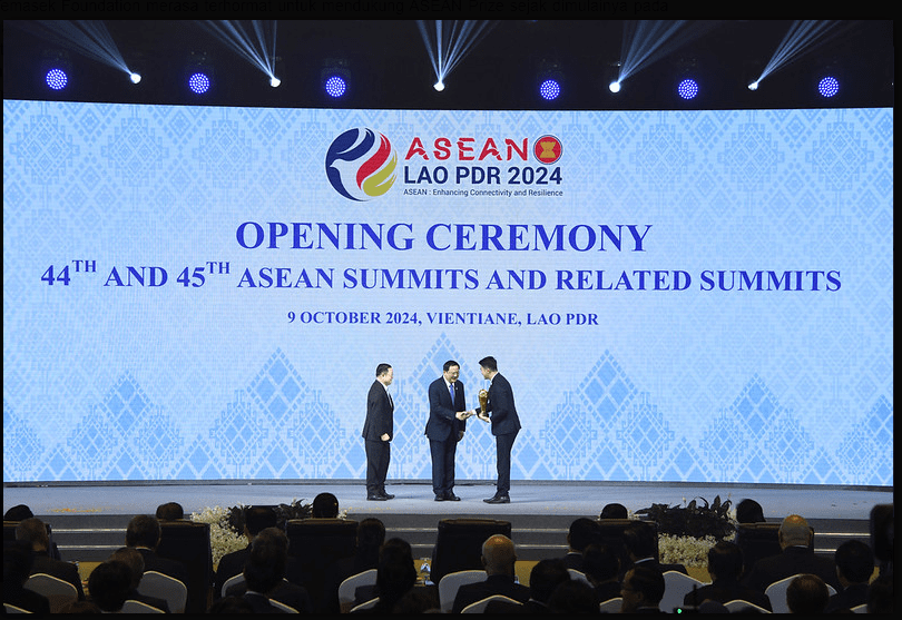 ASEAN PRIZE AWARDING 2