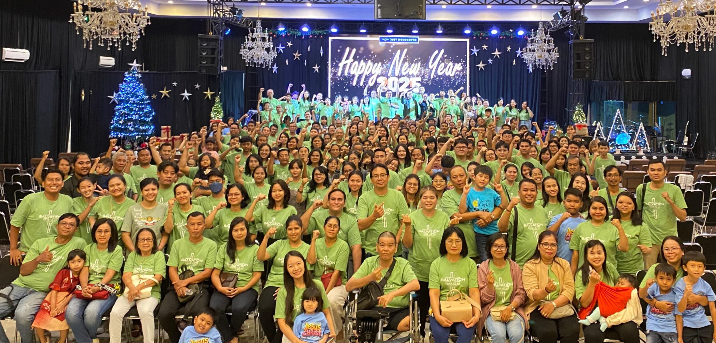 Ibadah Buka Tahun GBT Mojokerto, Usung Tema Menjadi Pelita di Tengah Kegelapan