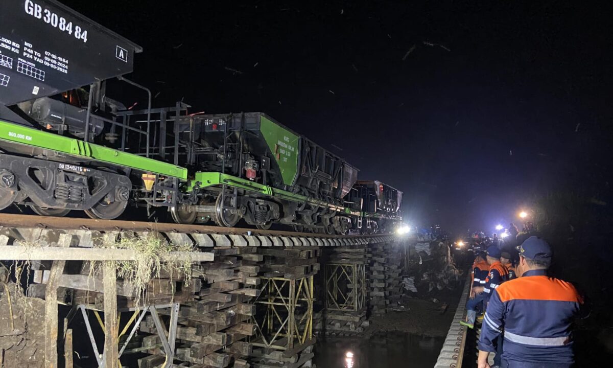 Simak 7 Langkah PT KAI dalam Memperbaiki Jalur Pascabanjir di Grobogan