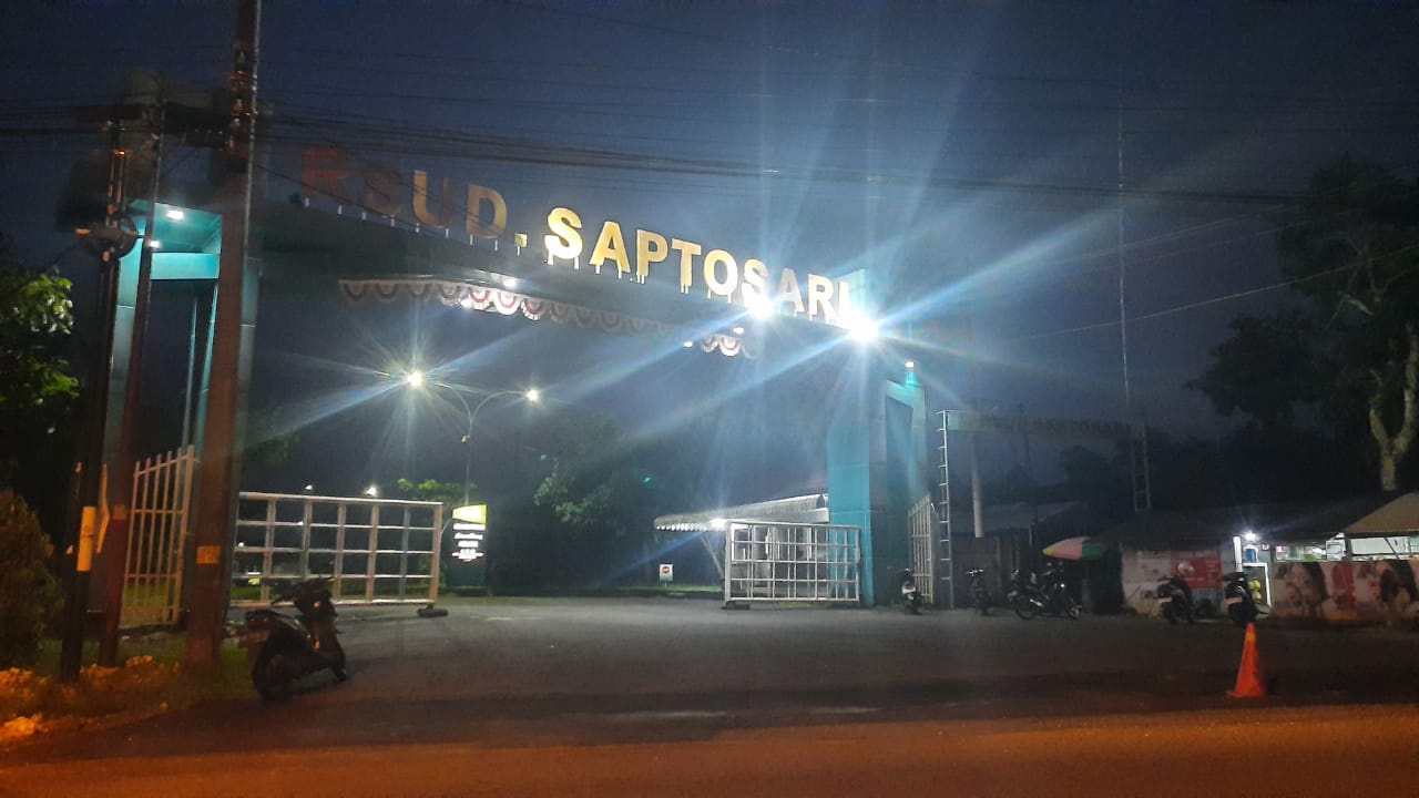 Caption: Suasana RSUD Samptosari, Gunung Kidul, Daerah Istimewa Yogyakarta (DIY) yang menjadi lokasi perawatan sejumlah siswa SMPN 7 Mojokerto yang terseret ombak di Pantai Drini (Hadid Husaini / Kabarterdepan.com)