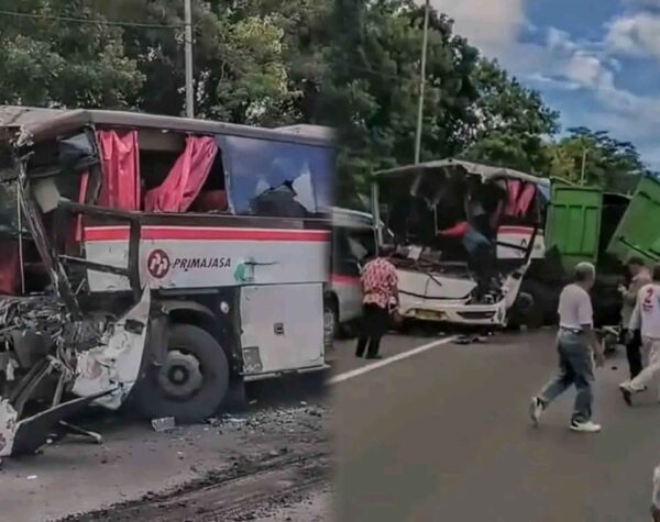 Truk Tak Kuat Nanjak, Lima Kendaraan Terlibat Kecelakaan Beruntun di Tol Cipularang