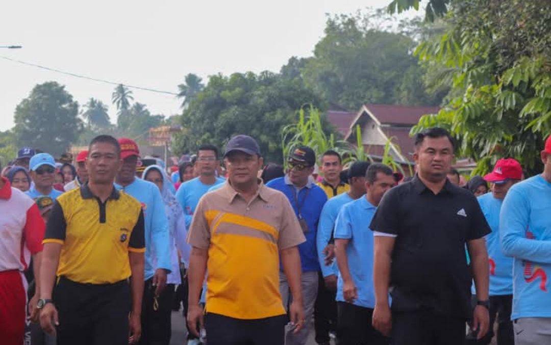 Jelang HUT ke-21 Kabupaten Dharmasraya, seluruh Fraksi DPRD diwajibkan Ikuti Jalan Santai Bersama Masyarakat