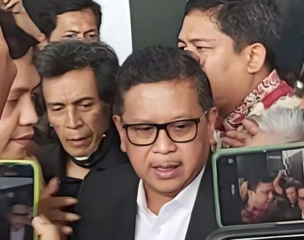 Hasto Kristiyanto Jalani Pemeriksaan 3,5 Jam di KPK