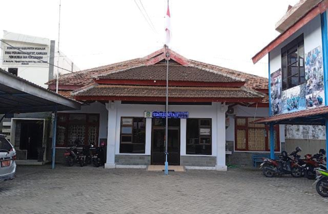 DPRKPP Nganjuk Berikan Bantuan Rumah Layak Huni