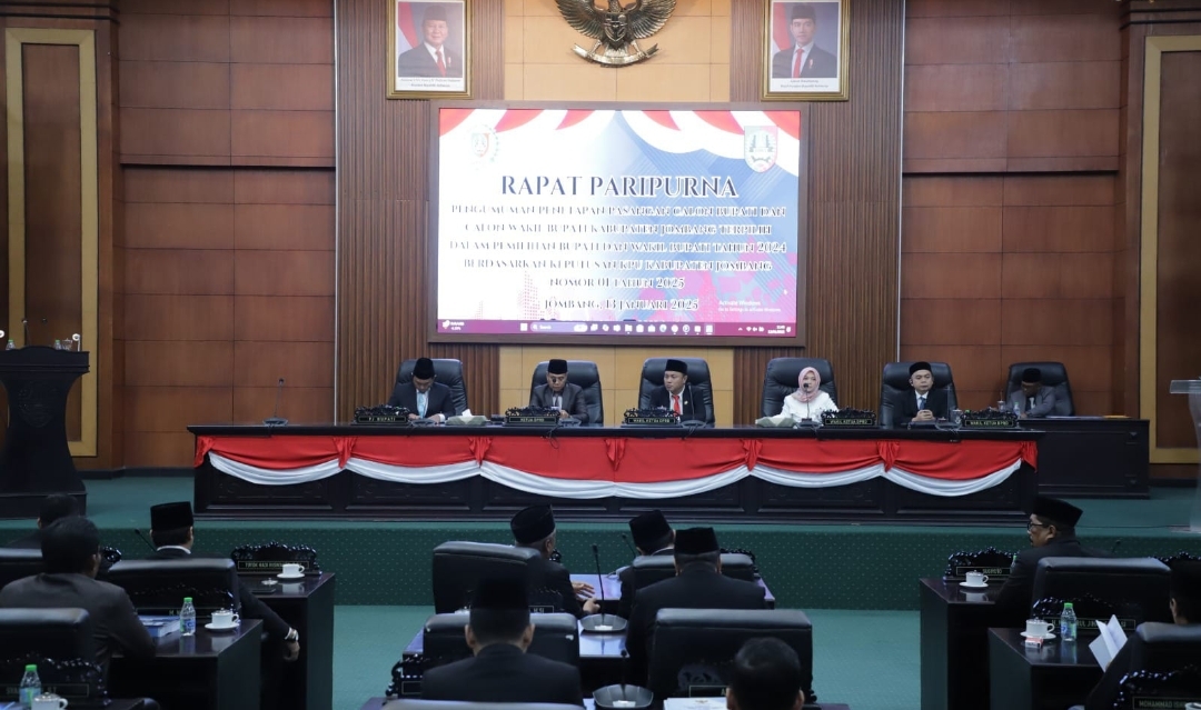 DPRD Jombang Gelar Rapat Paripurna Penetapan Paslon Bupati dan Wakil Bupati WarSa