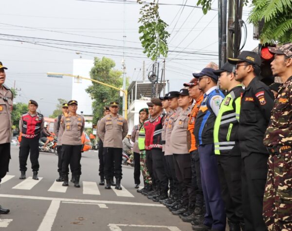 Pastikan Perayaan Imlek 2025 Berjalan Aman dan Kondusif, Polres Batu Lakukan Pengamanan