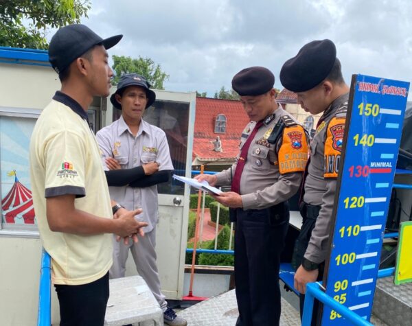 Polres Batu Libatkan Tourism Police Layani Wisatawan di Libur Panjang