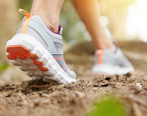 Jalan Kaki 10.000 Langkah, Rahasia Panjang Umur atau Sekadar Trik Marketing?