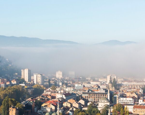 Prakiraan Cuaca Jawa Timur Minggu 7 September 2025: Kota Batu Berkabut