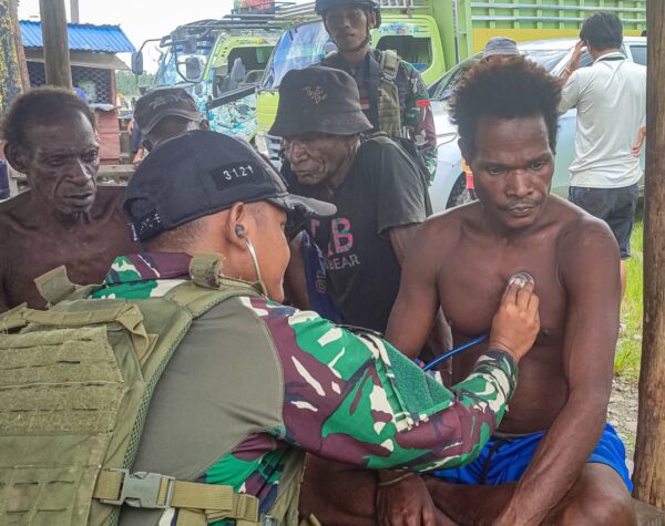 Kesatria Mayangkara Beri Layanan Kesehatan, Tingkatkan Kualitas Hidup Warga Papua