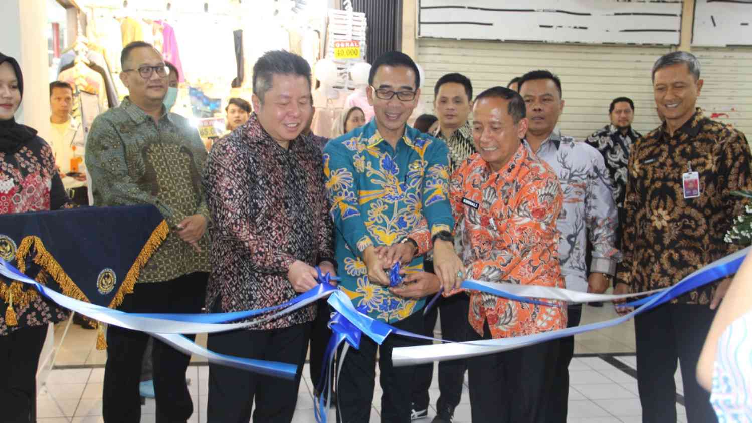 53338782 F1C7 412B 92EE F67802AAF689 1 53338782 F1C7 412B 92EE F67802AAF689