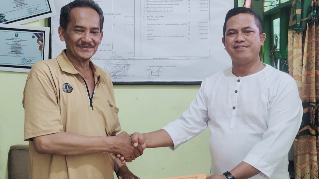 Potret Hadi Purwanto dan Riha Mustofa akhirnya mencapai titik damai (Redaksi / Kabarterdepan.com)