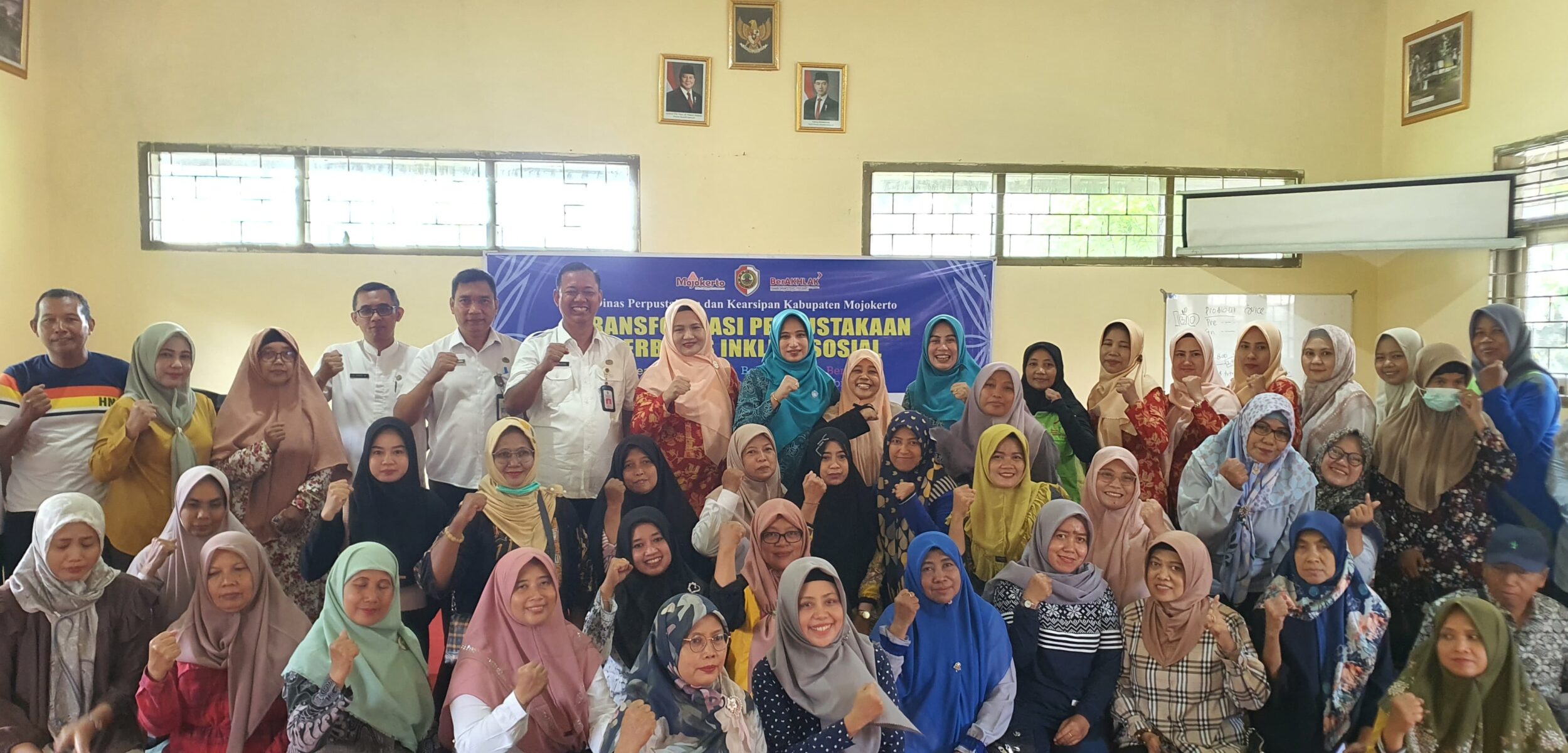 Workshop Literasi di Mojokerto: Edukasi Pembuatan Jus Buah Probiotik Tanpa Pengawet