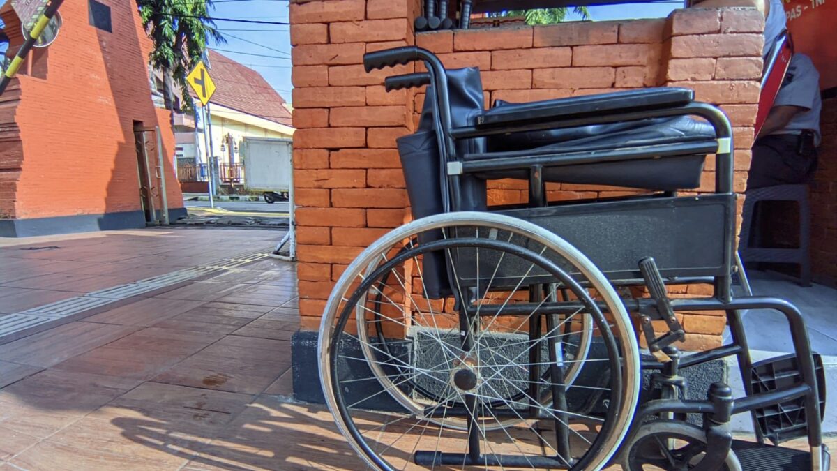 9BC80D7B C6EC 4A43 847A F2E6D64DCC0B