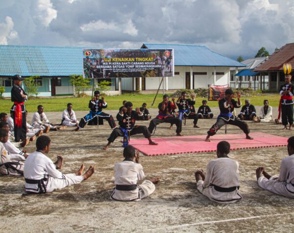 Satgas Yonif 503/Mayangkara Ikuti Uji Kenaikan Tingkat Bela Diri di Nduga Papua