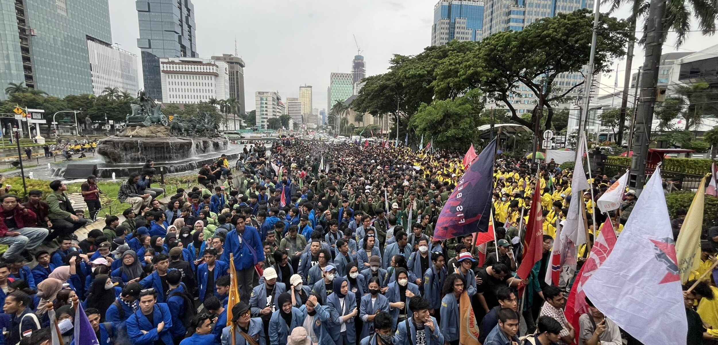 E124384A 94AF 42C6 8C4B 75C8D7DB9F75