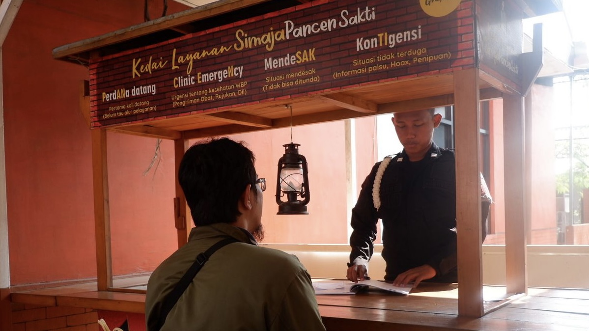 E2B12F9D E3D4 4DAA AEBF 94A8FBD03A4E