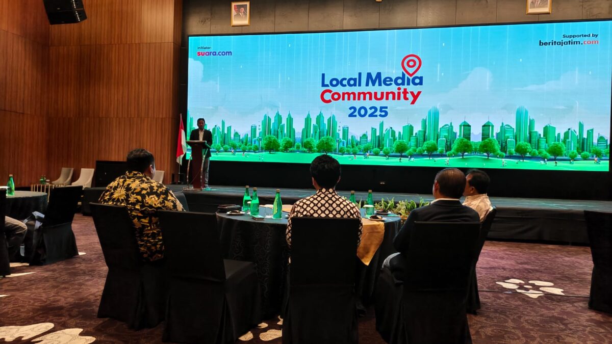Pemred Suara.com saat membuka Local Media Community (LMC) 2025 (Redaksi / Kabarterdepan.com) 