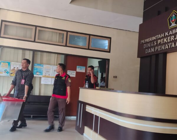 Ada Apa Dengan Bidang SDA PUPR Kabupaten Blitar Sampai Digeledah Kejaksaan?