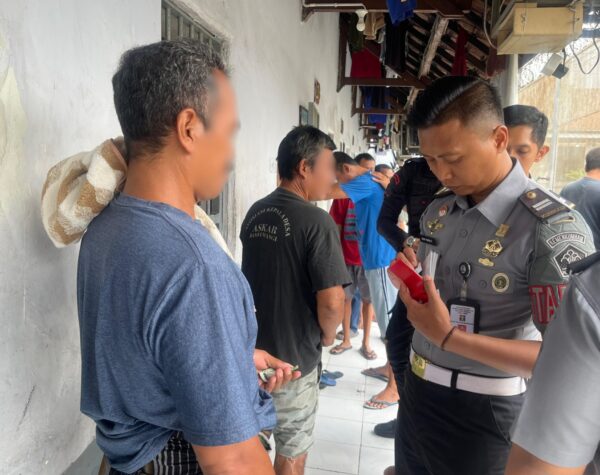 Lapas Banyuwangi Geledah Kamar Hunian dan Tes Urine Mendadak, Ini Hasilnya