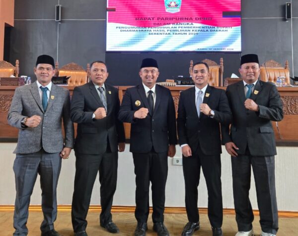 DPRD Dharmasraya Gelar Rapat Paripurna Pengumuman Pengusulan Pemberhentian Bupati Hasil Pemilu Serentak