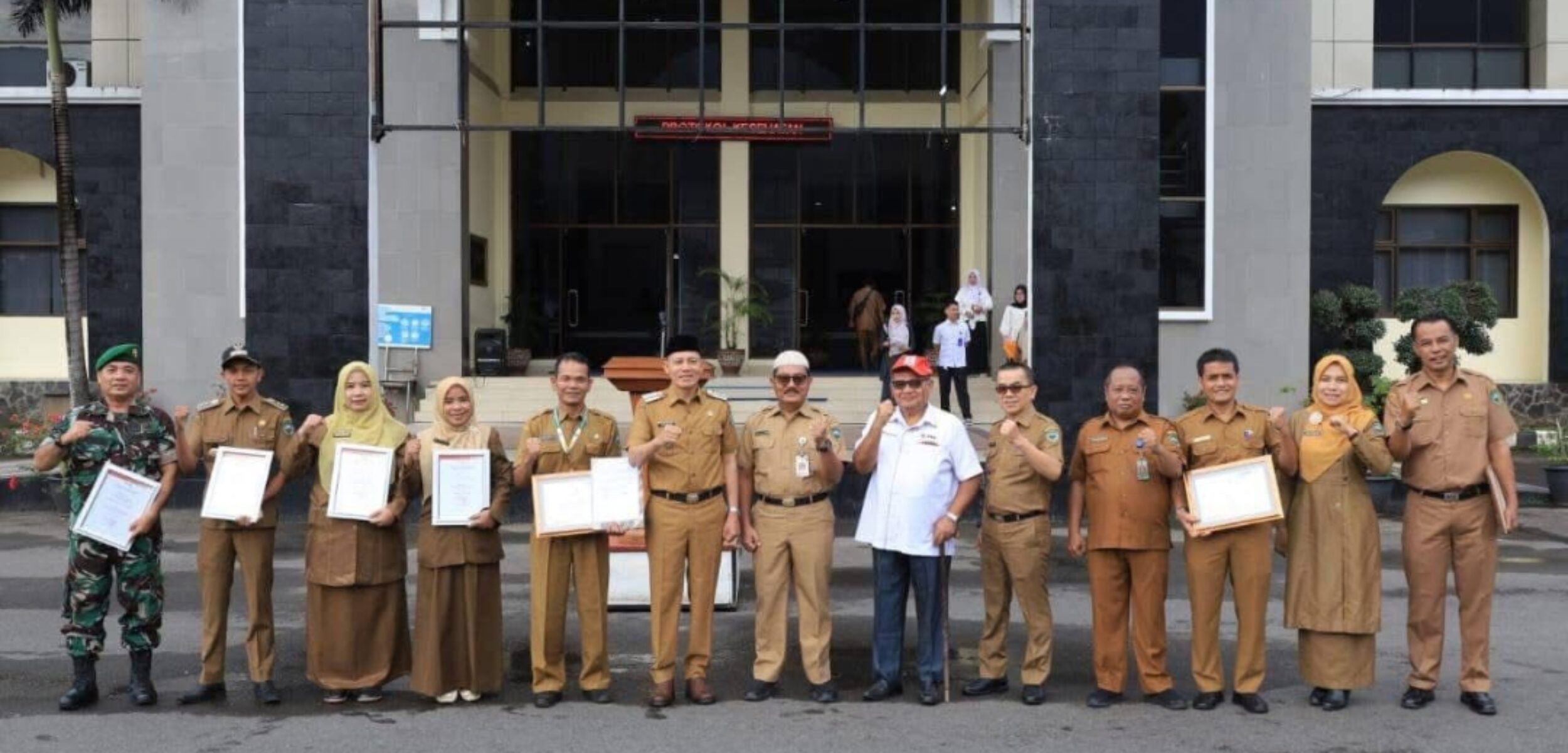 Bupati Pasaman Pimpin Apel Organik ASN, Fokus Jalankan Tupoksi Demi Rakyat dan Investasi