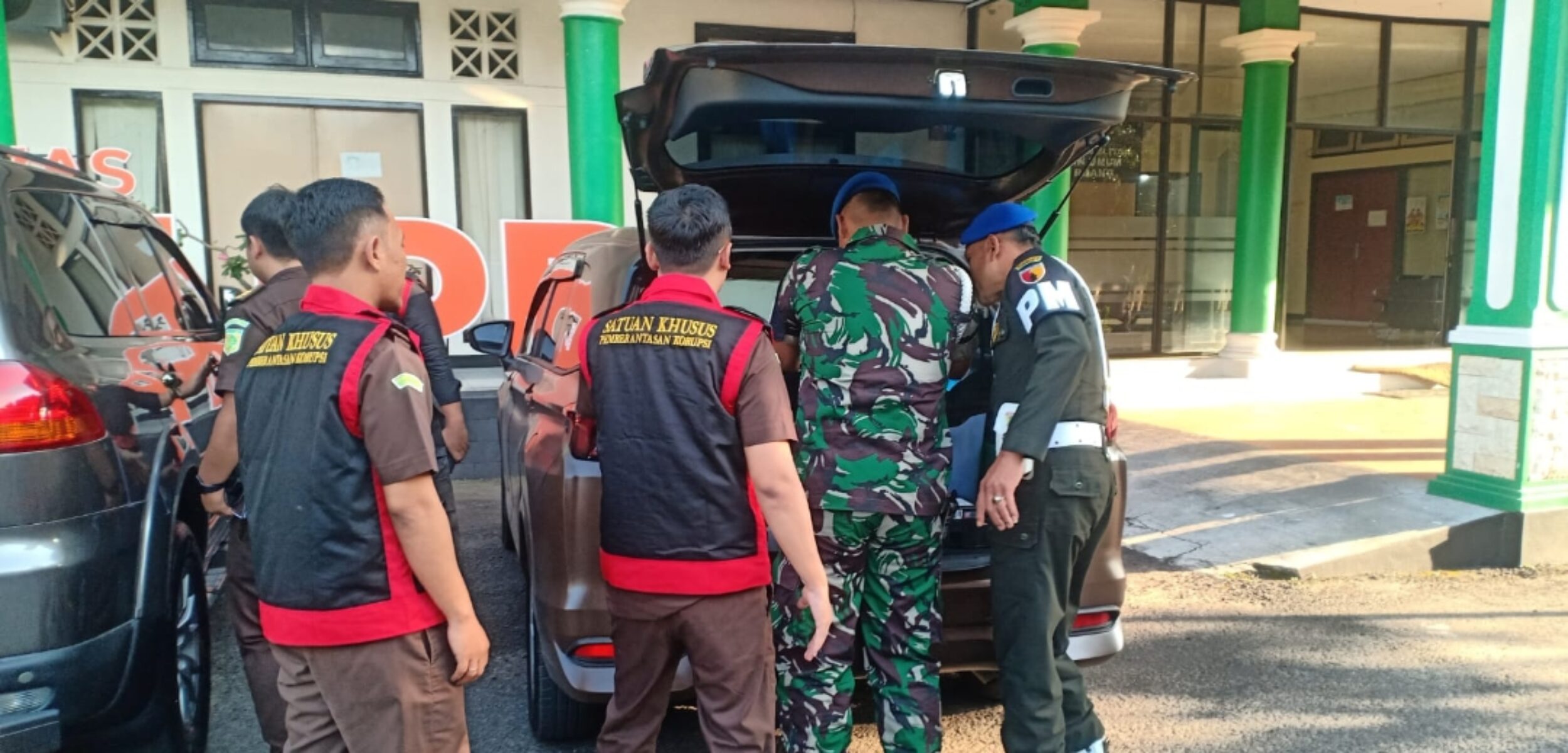 Kejari Geledah Kantor PUPR Kabupaten Blitar, Dugaan Korupsi Proyek Dam Kali Bentak