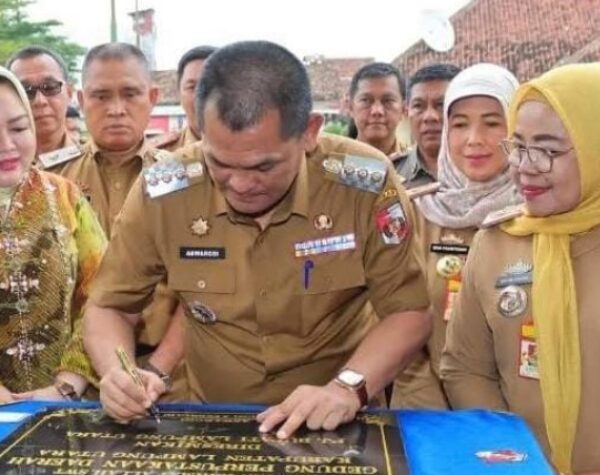 Pj Bupati Lampung Utara Resmikan Gedung Perpustakaan Daerah, Wujud Komitmen Meningkatkan Literasi Masyarakat