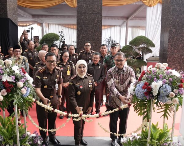Kajati Jatim Resmikan Gedung Baru Kejari Batu, Hibah dari Pemkot Batu