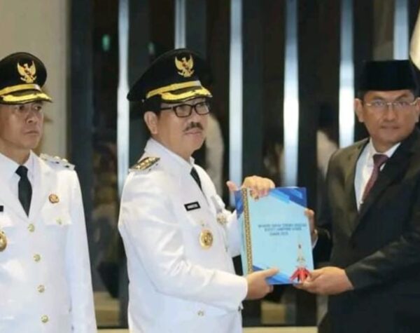 Sertijab Bupati dan Wakil Bupati Lampung Utara Berlangsung Khidmat