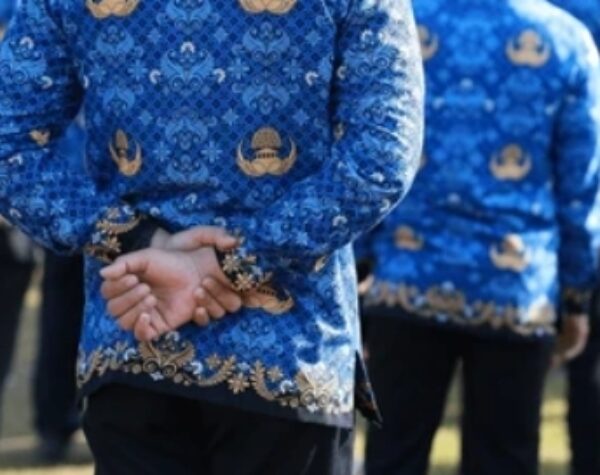 Kepala Sekolah dan Ketua Panitia Outing Class SMPN 7 Langgar Etika dan Disiplin PNS?