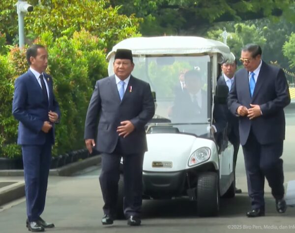 Presiden Prabowo Bersama SBY dan Jokowi Tiba di Istana, Siap Luncurkan Danantara