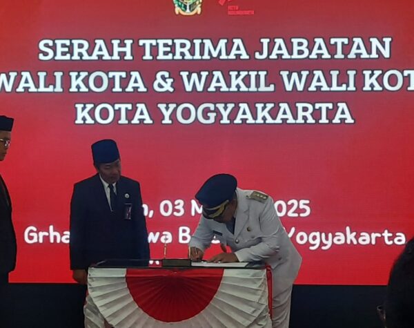 Sertijab, Sugeng Purwanto Nilai Hasto Wardoyo Bisa Bawa Kota Yogyakarta Lebih Berwarna