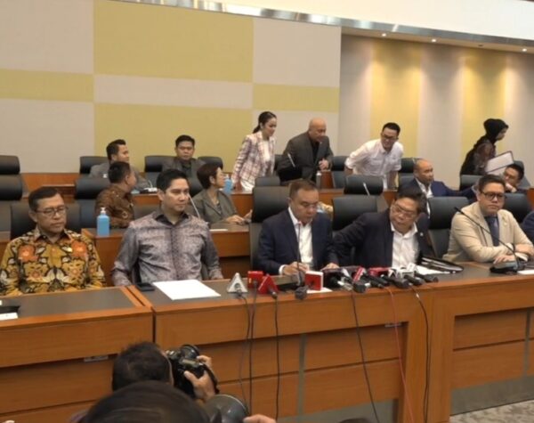 DPR Bantah Isu Pembahasan RUU TNI di Hotel Fairmont Dilakukan Diam-Diam