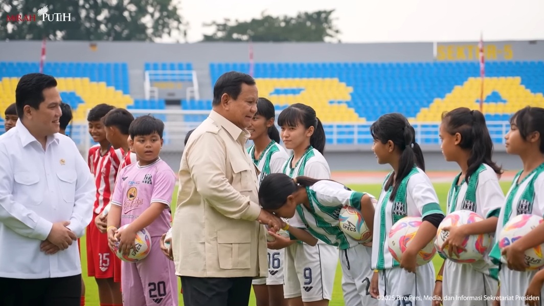 SmartSelect 20250318 083407 YouTube