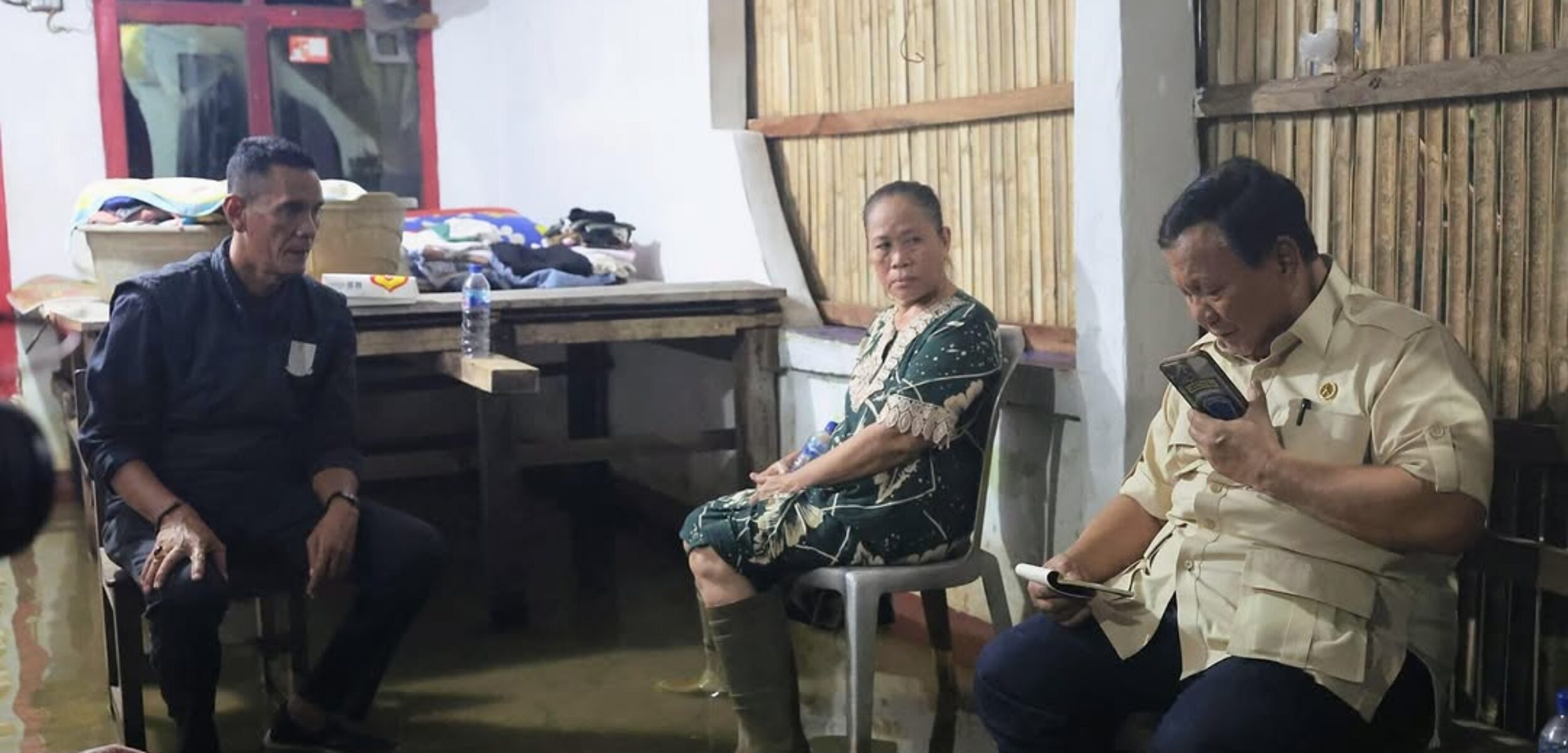 Presiden Prabowo Pastikan Program MBG Berjalan bagi Korban Banjir Bekasi