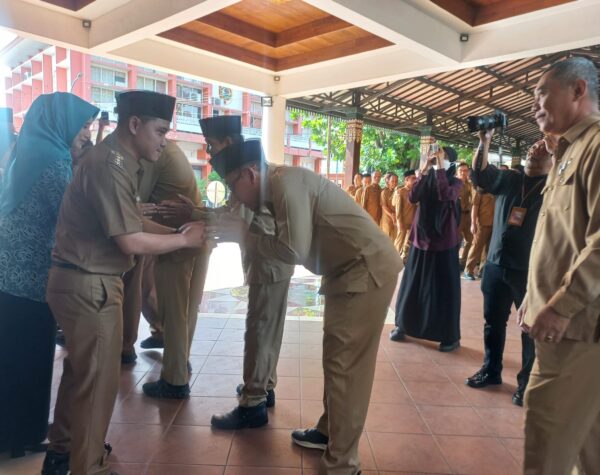 Halal Bihalal di Pendopo Kabupaten Mojokerto, Gus Barra Tegaskan Komitmen Layanan Kesehatan