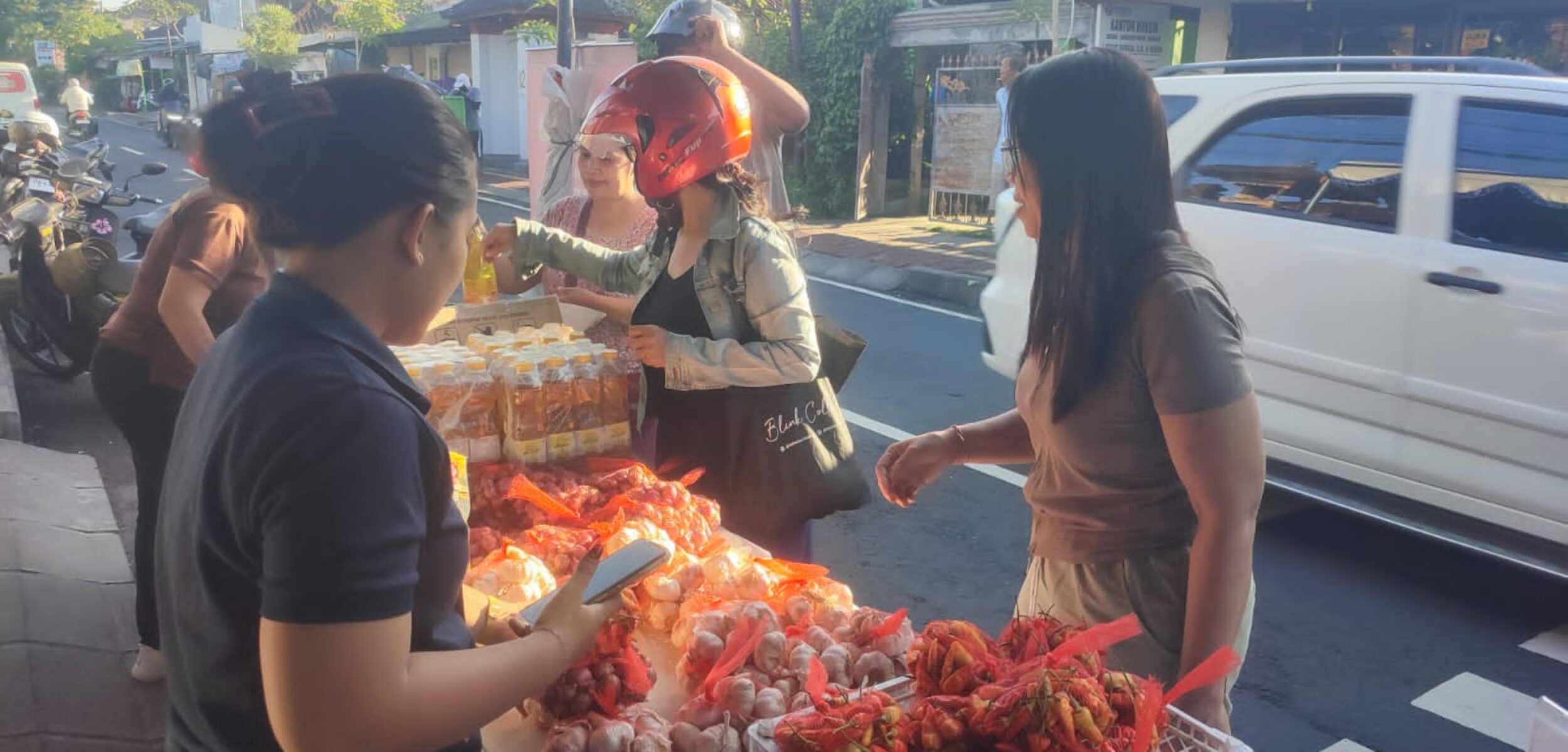 Warga Denpasar Timur Sambut Baik Pasar Murah Jelang Galungan Kuningan