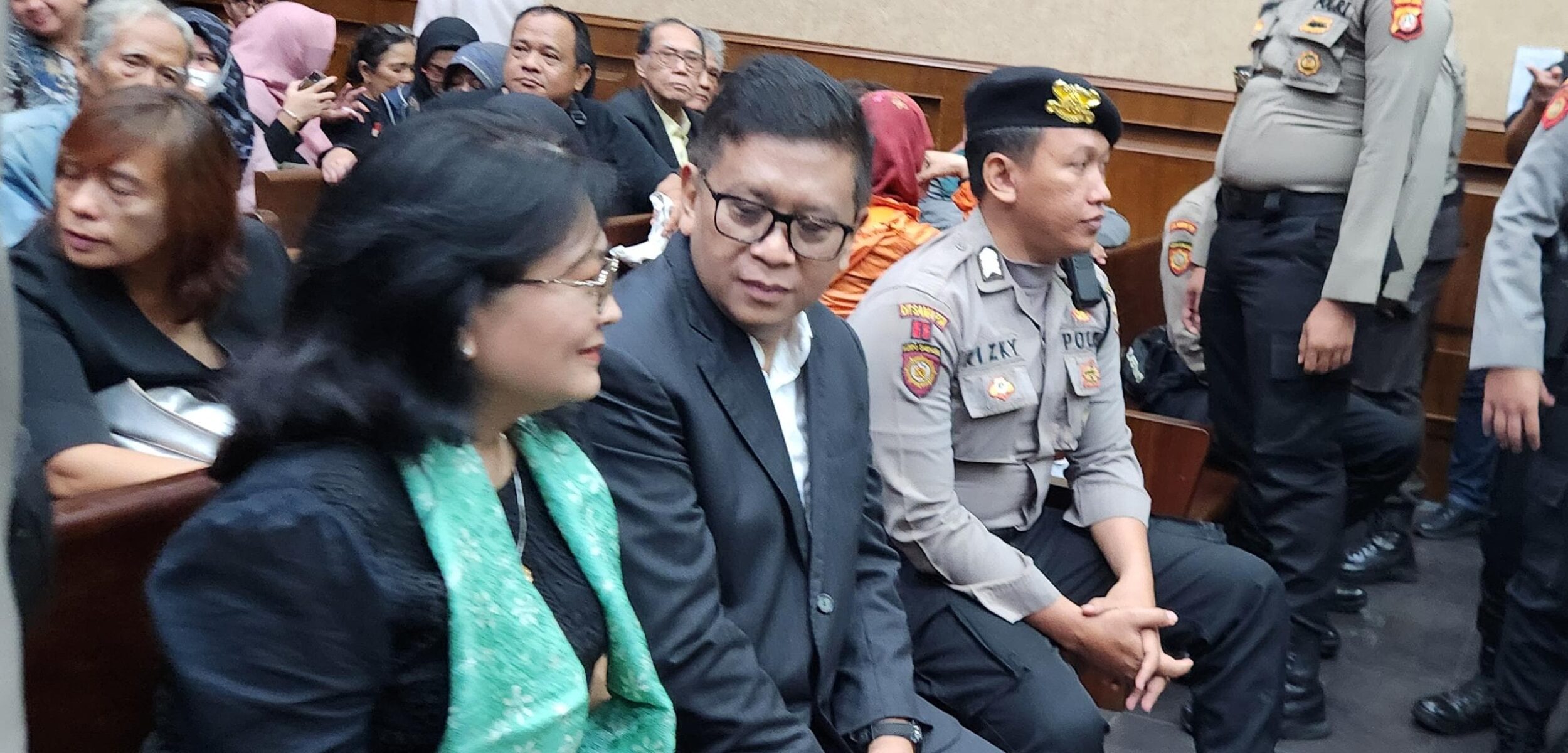 Sidang Hasto Kristiyanto: Tiga Saksi Dihadirkan, Termasuk Eks Ketua KPU dan Dua Terpidana Kasus Harun Masiku