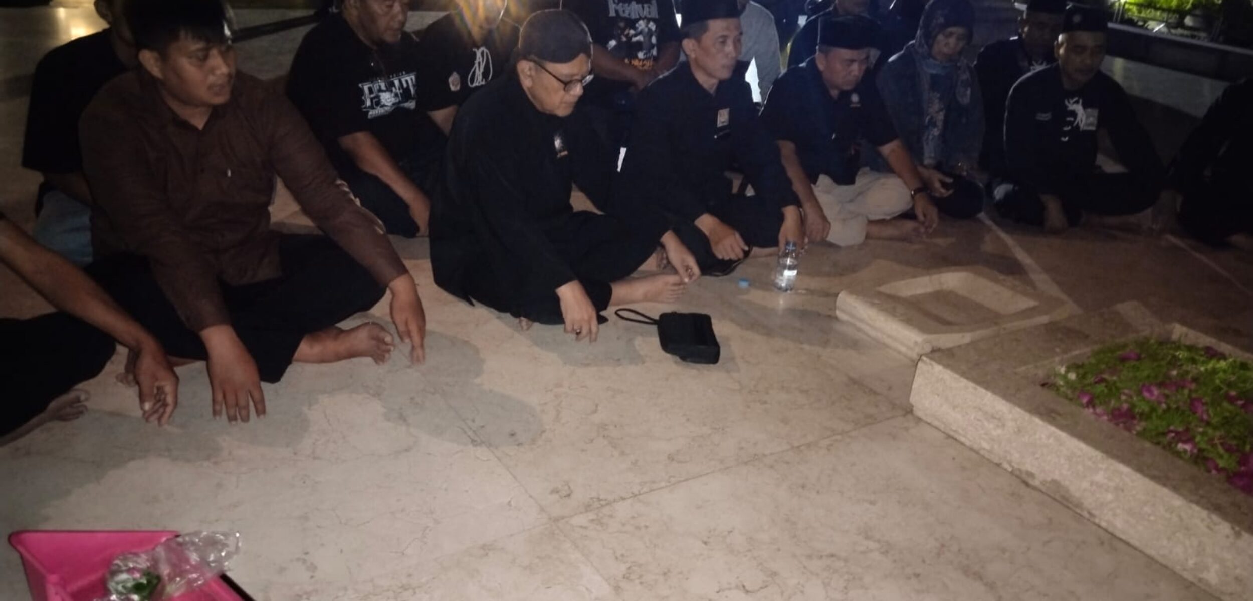 Ketua Umum PSHT Kangmas Taufiq Kunjungi Blitar Raya, Ziarah ke Makam Bung Karno hingga  Hadiri Sarasehan