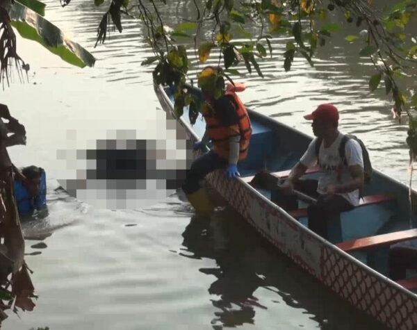 Heboh, Mayat Pria Mengapung di Sungai Ngotok Kota Mojokerto