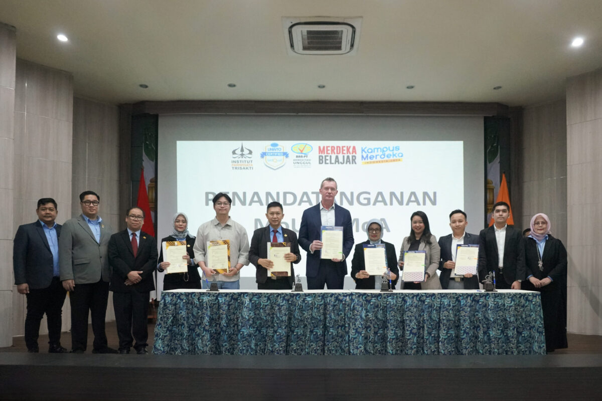 SIGN ARCHI AND INS TRISAKTI1