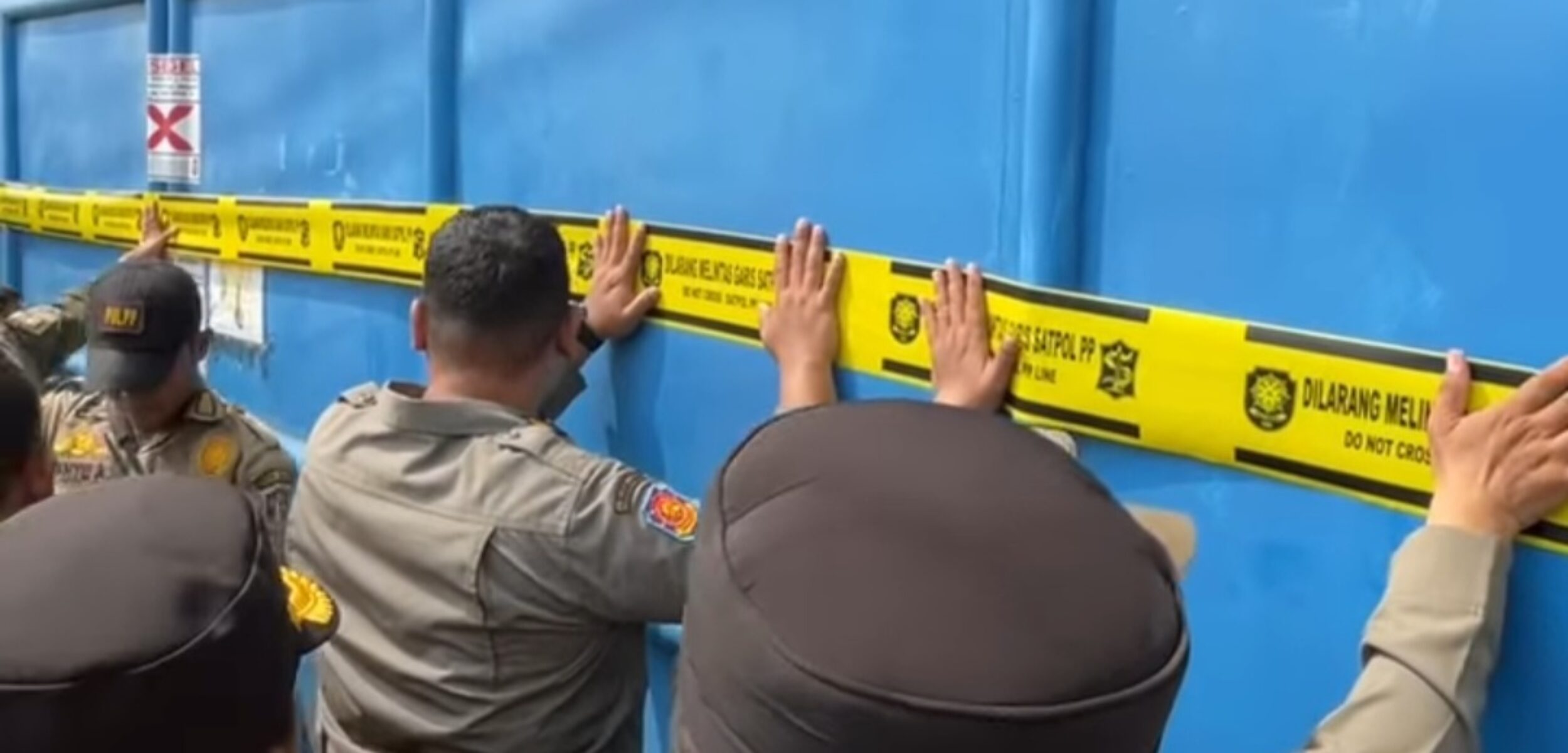 Pemkot Surabaya Akhirnya Segel UD Sentosa Seal